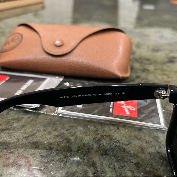Ray- Ban Sunglasses in Black, like new